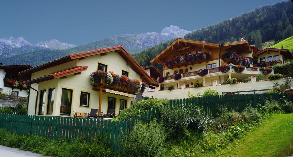 Chalet Olympia Neustift im Stubaital Luaran gambar